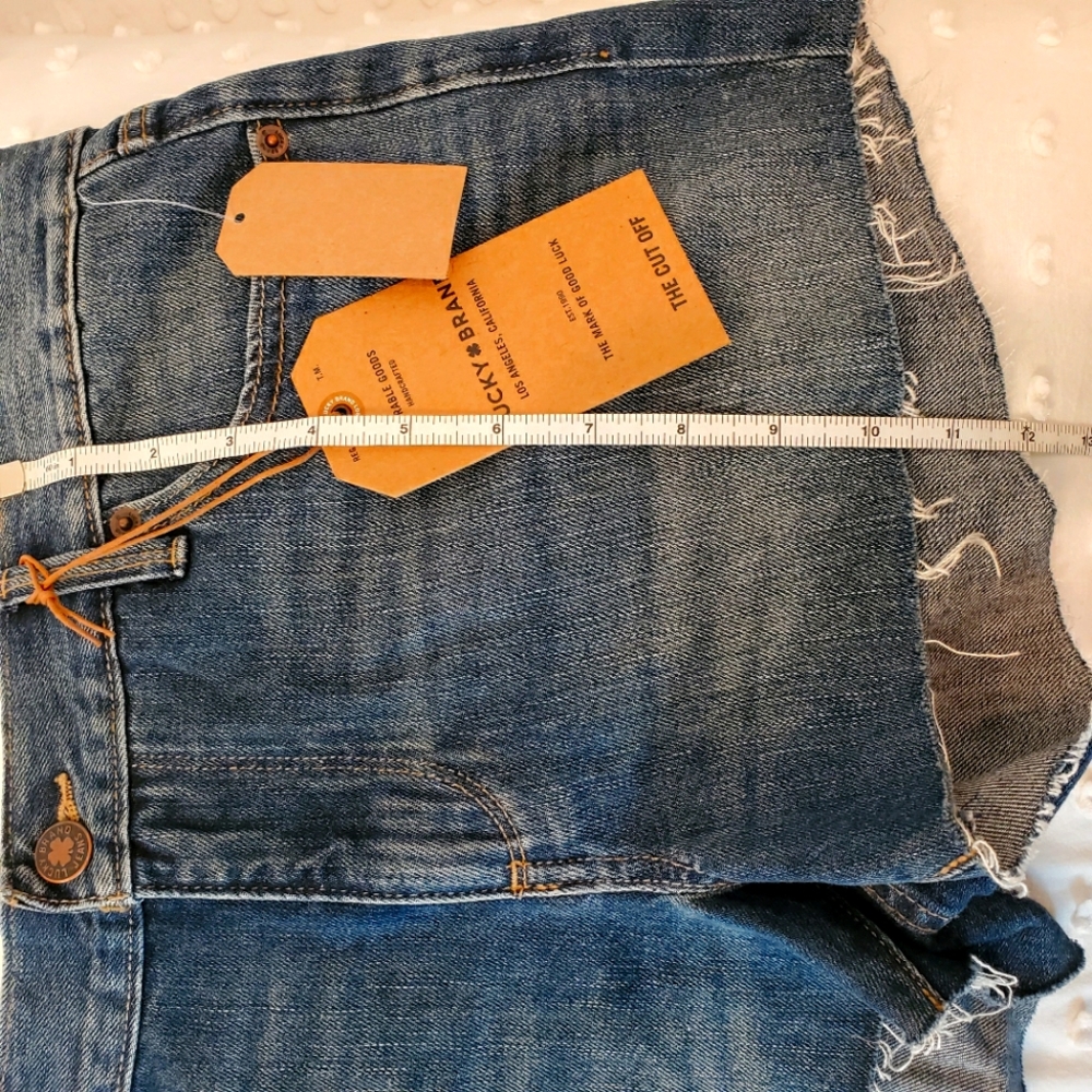 NWT Lucky Brand Blue Denim shorts sz 29/8